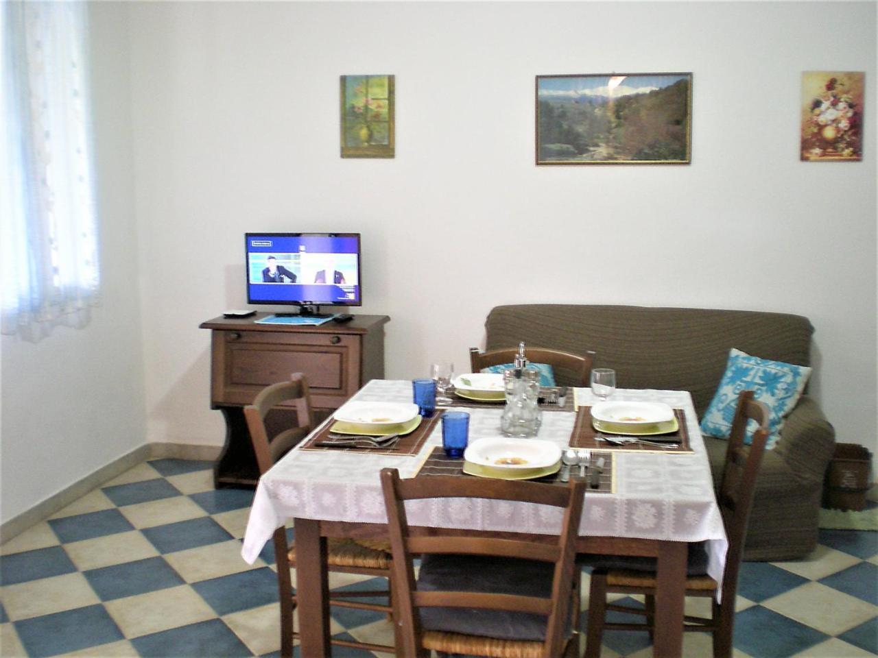 Residenza Marina Apartment Орозеи Екстериор снимка